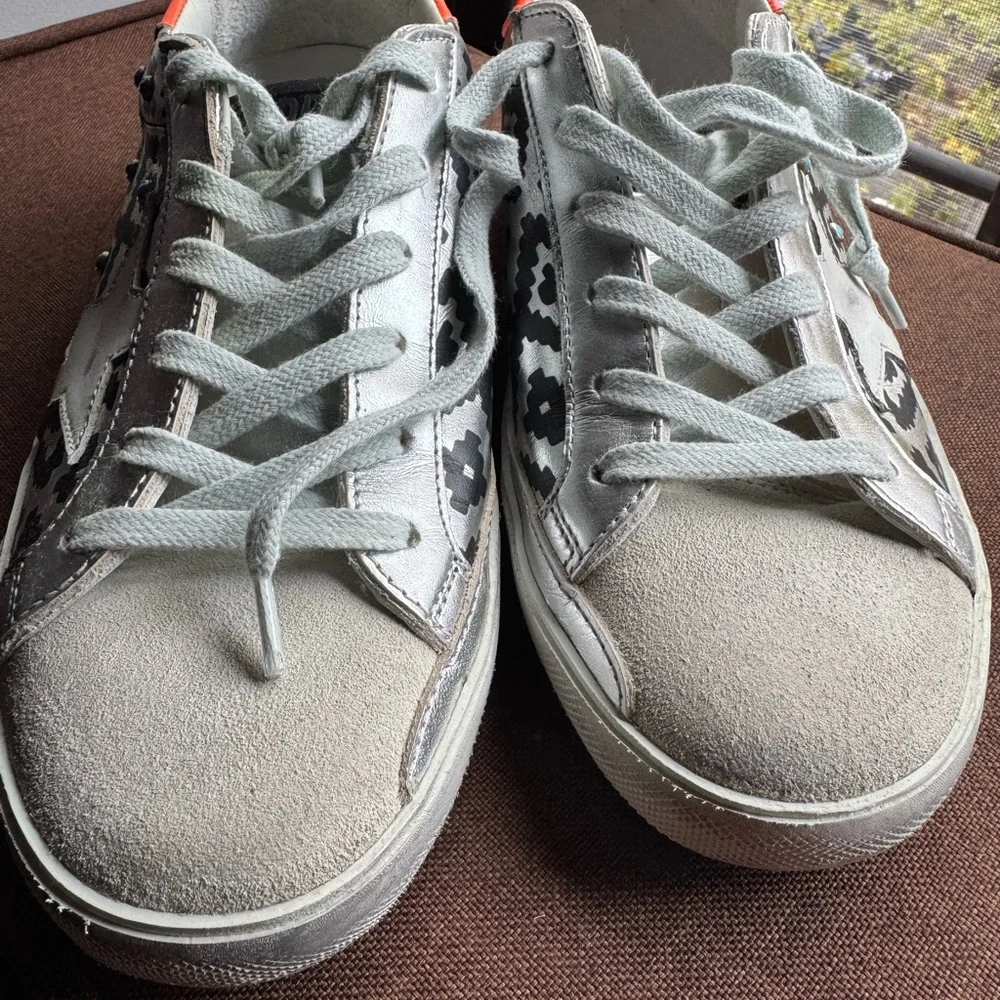 Golden Goose Sneakers - Picture 6 of 14